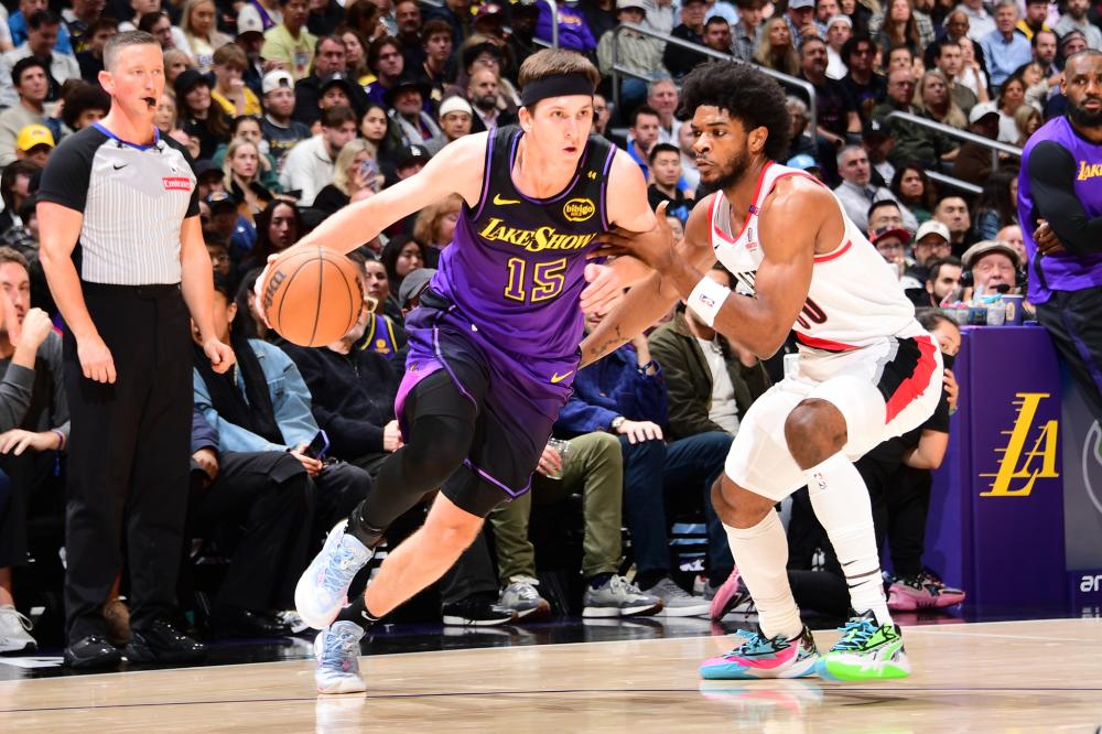 并被征召进 并被征召进