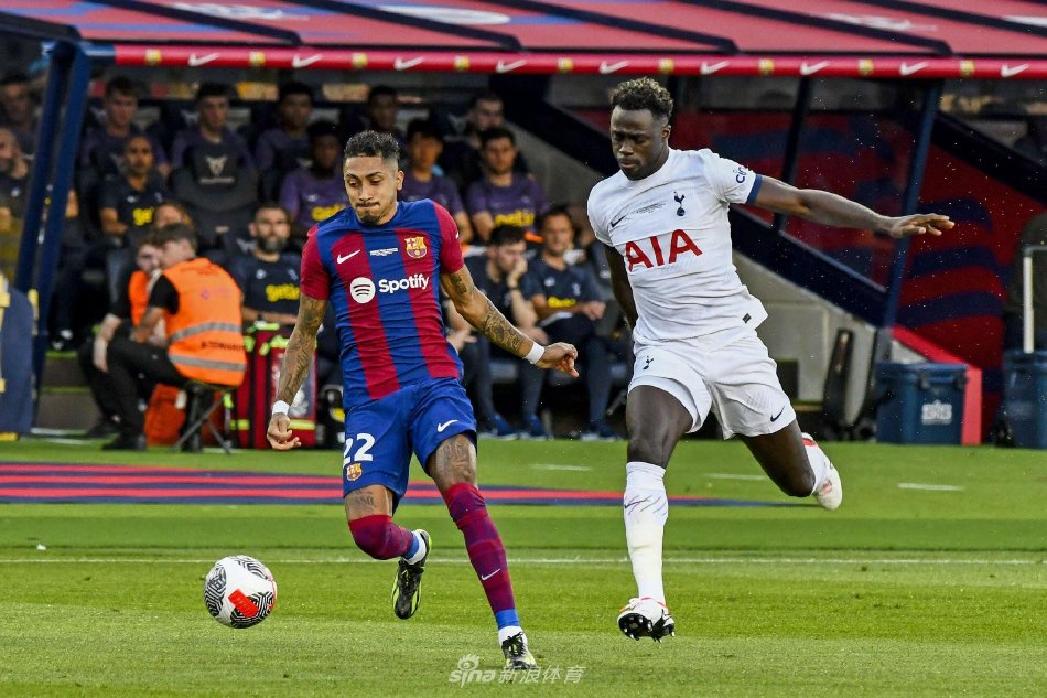 对比之下 对比之下